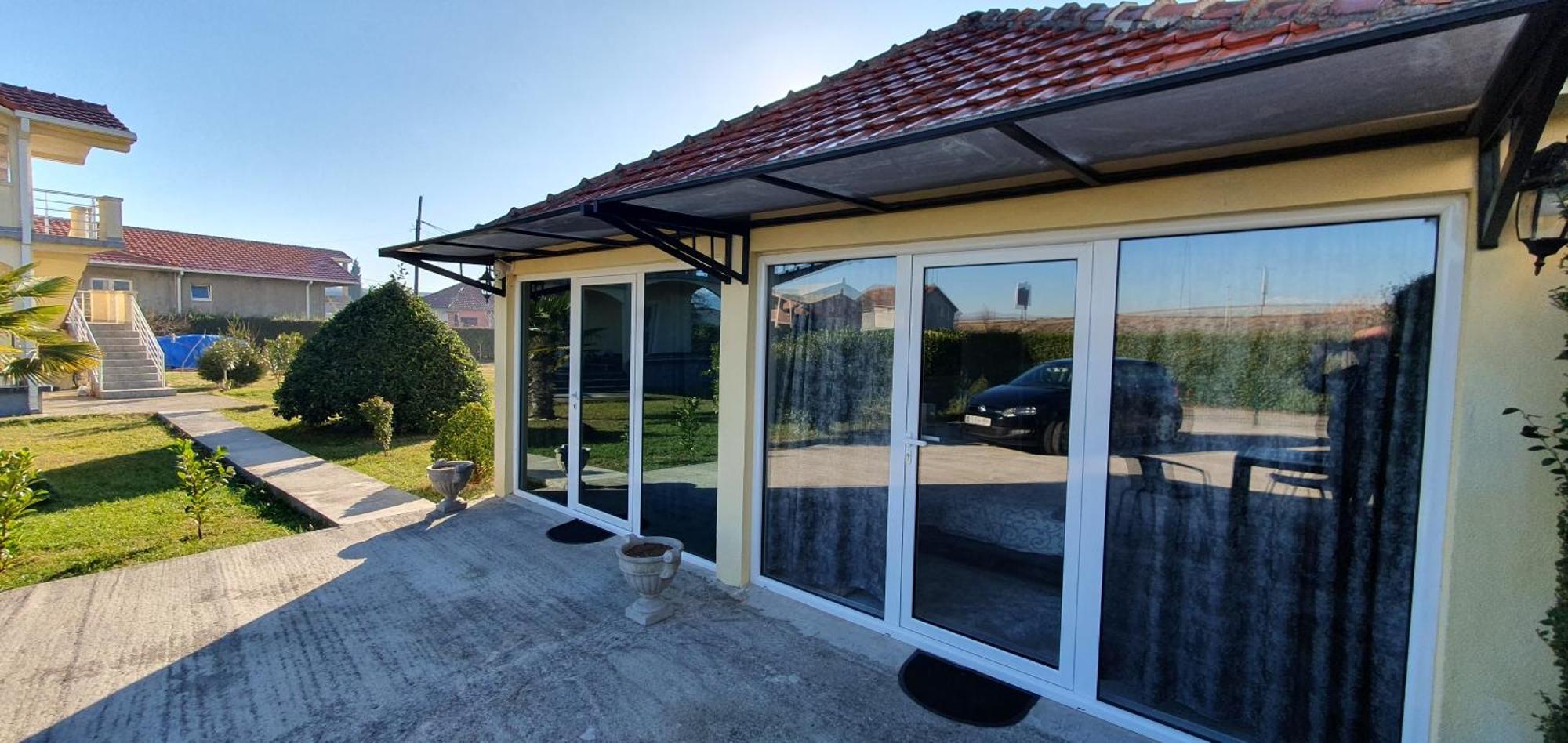 Cozzy Apartment Near The Aiport Podgorica Mitrovici  Εξωτερικό φωτογραφία